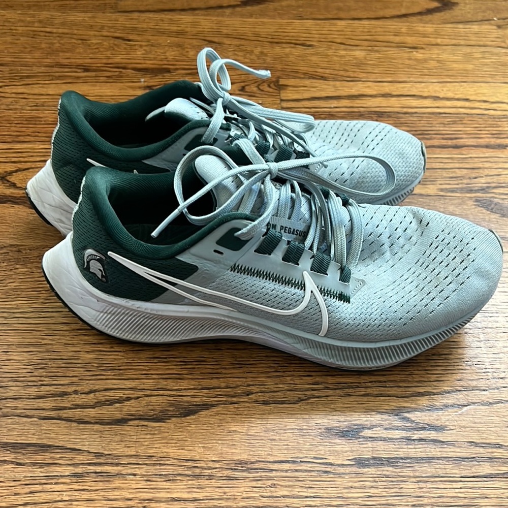 MSU Nike Pegasus air zoom Nike running shoes